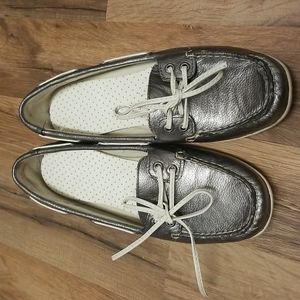 Silver metallic Sperry top siders 8M